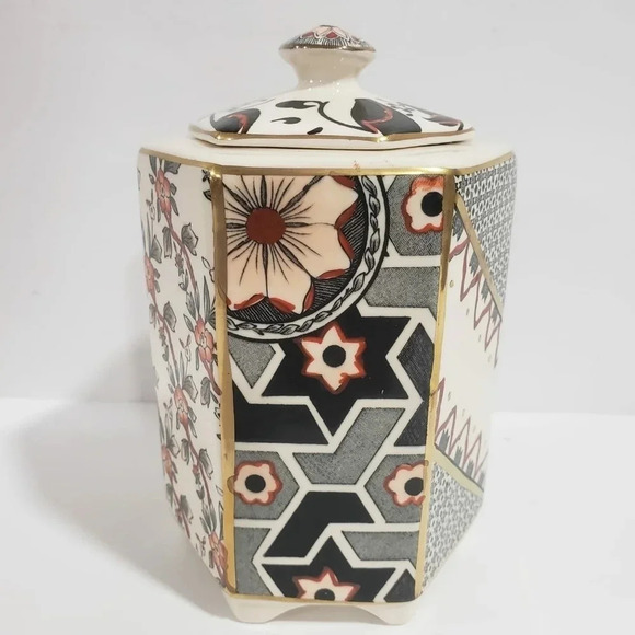 VTG  Masons Ironstone hexagon Lidded Jar With Applique Pattern,Multi-colored. - Picture 8 of 10